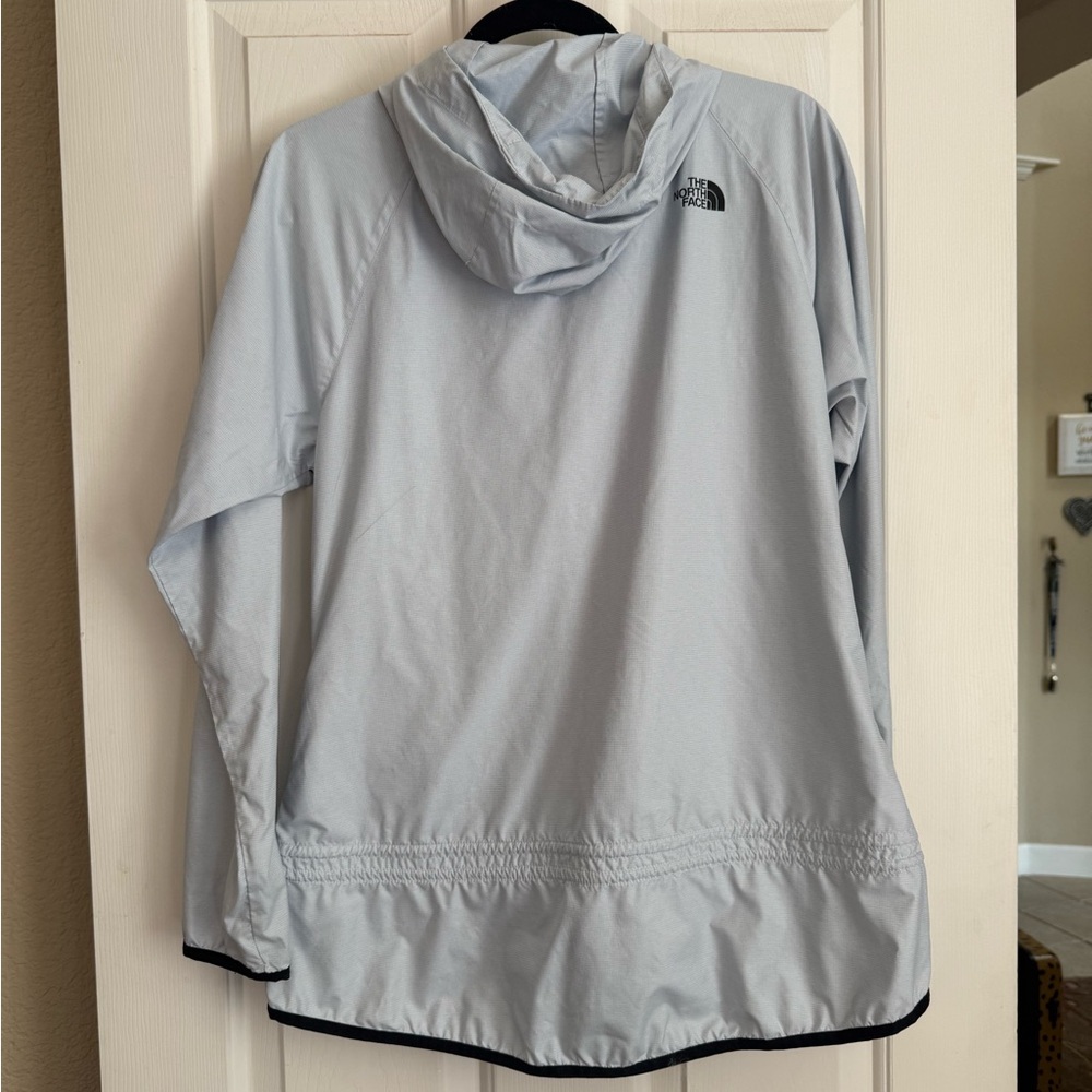 Northface Windbreaker/Rainjacket Shell - image 2